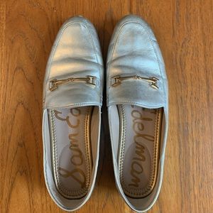 Sam Edelman Silver Loraine loafer. EUC, size 9